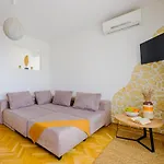 Guest house Azur - Experience The Adriatic Novi Vinodolski